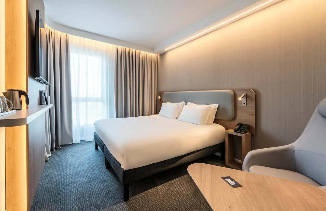 Holiday Inn Express & Suites Reims - Rives De Vesle By Ihg-1